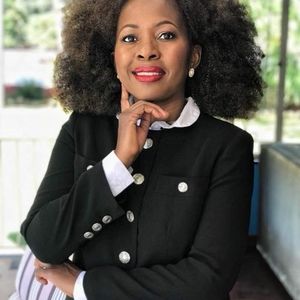 Meet your Posher, Debbie